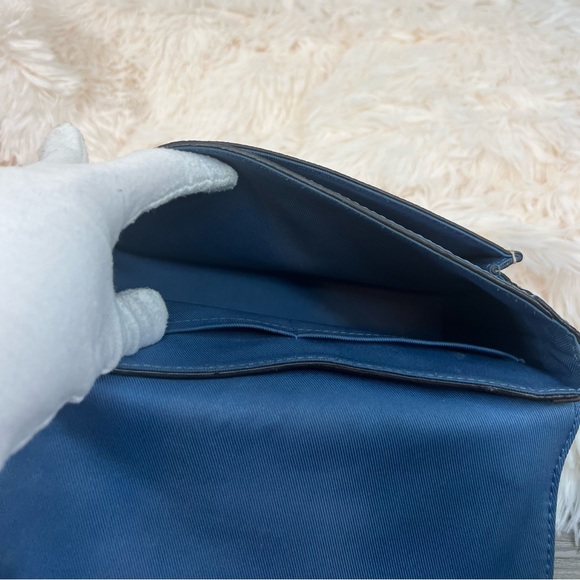 Louis Vuitton Monogram Empreinte Blanche BB - Picture 15 of 16